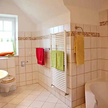 Fewo_s Alter Gutshof We15569 * Sellin (Rugen)